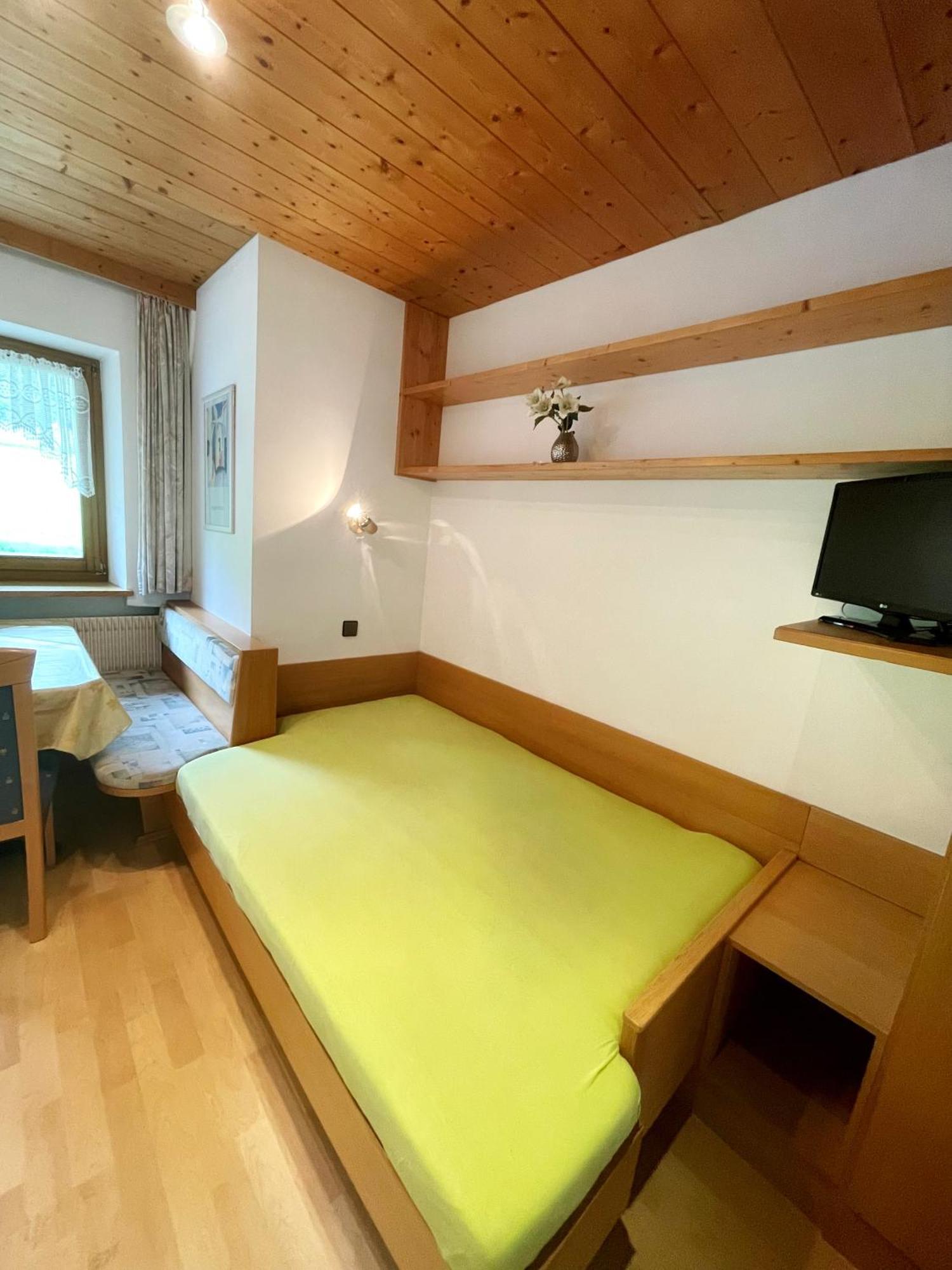 Apartments Spirit Of Mountains Rasun di Sopra Room photo